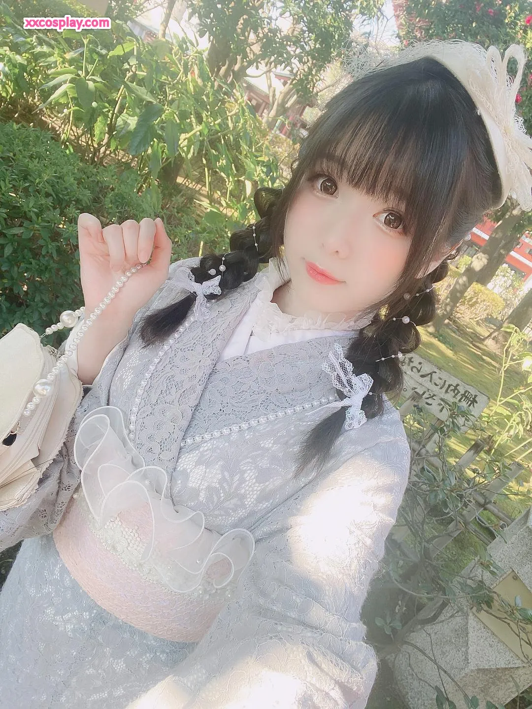 O Kimono de Renda Encantador de Shimo